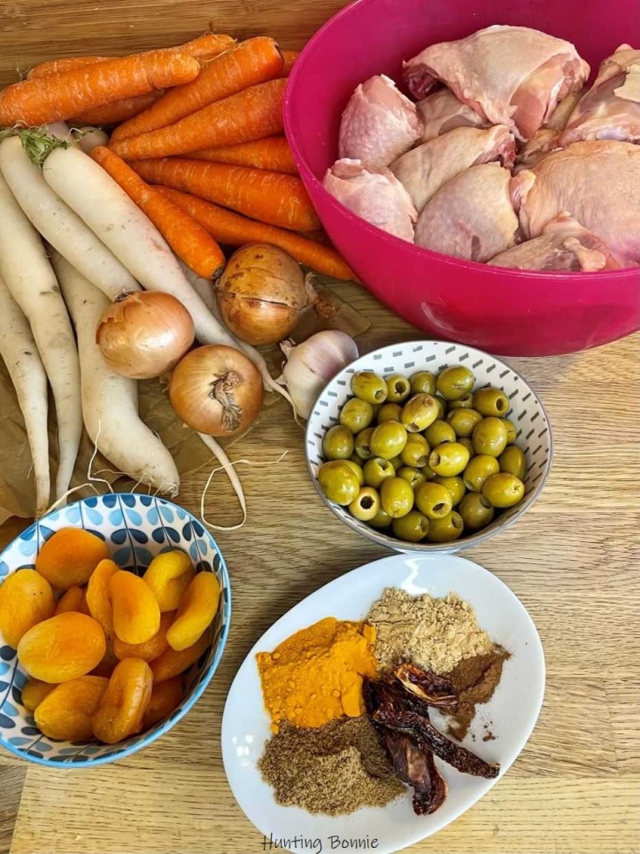 Ingrédients du Tajine de poulet aux olives et aux abricots